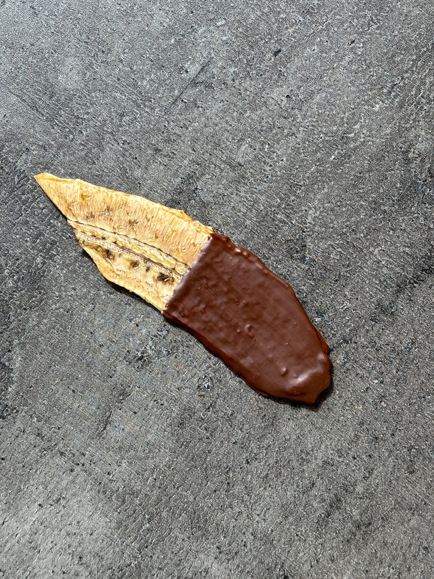 Банан в шоколаді