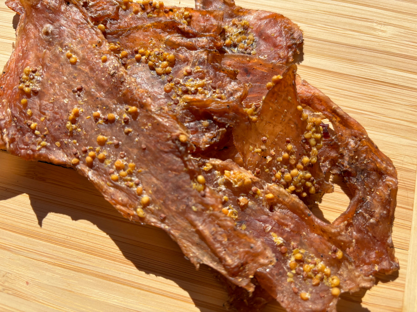 Натуральні джерки із індички з діжонською гірчицею, чипси із індички